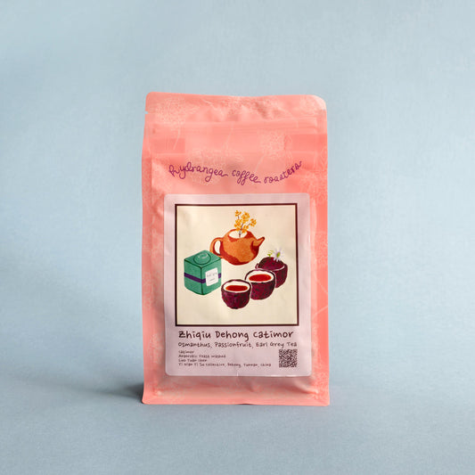 Hydrangea- Catimor Anaerobic Yeast Washed Dehong, Yi Nian Yi Su Collective 8oz