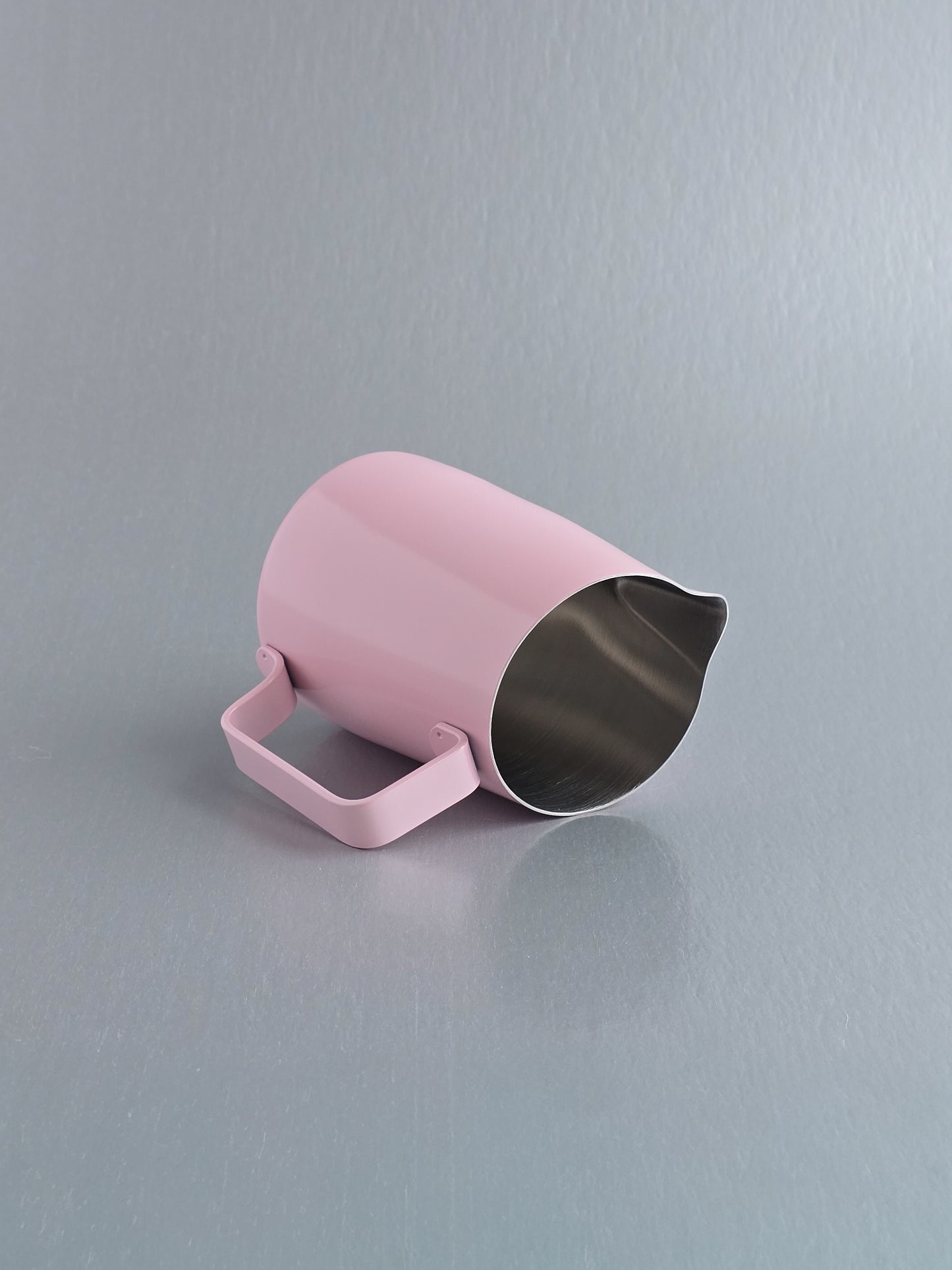 10oz Latte Art Pitcher with Wide Spout in Hope Pink