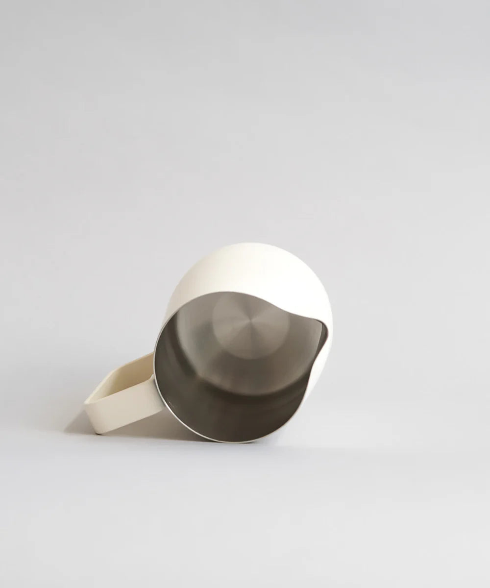 15oz Latte Art Pitcher with Round Spout in Matte White