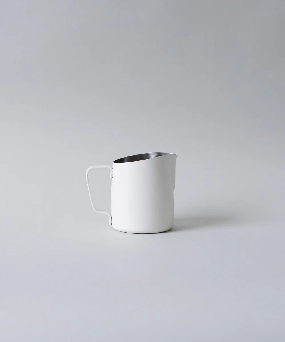 10oz Latte Art Pitcher with Round Spout "Small Blankenburg"