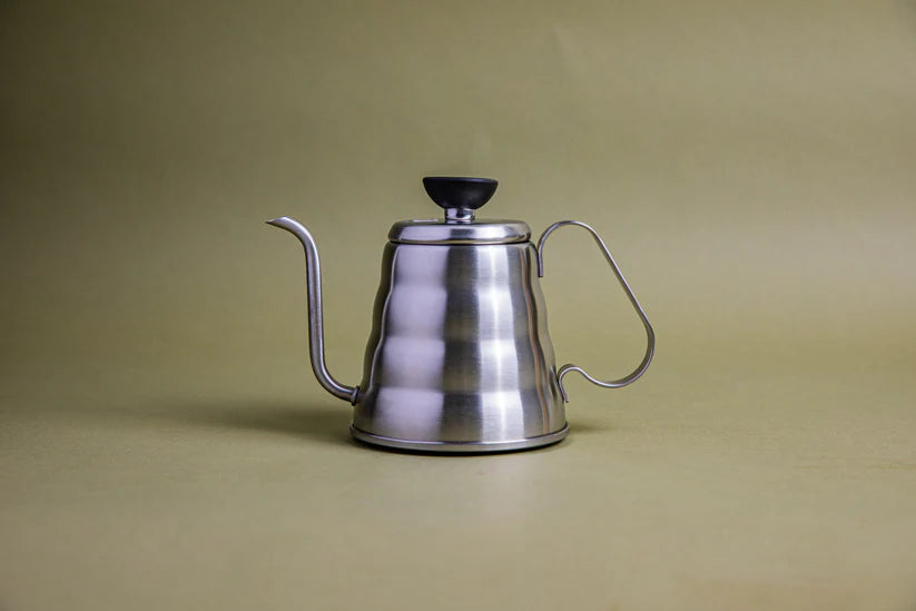 Hario - Outdoor V60 Buono Metal Drip Kettle 700ml - Silver
