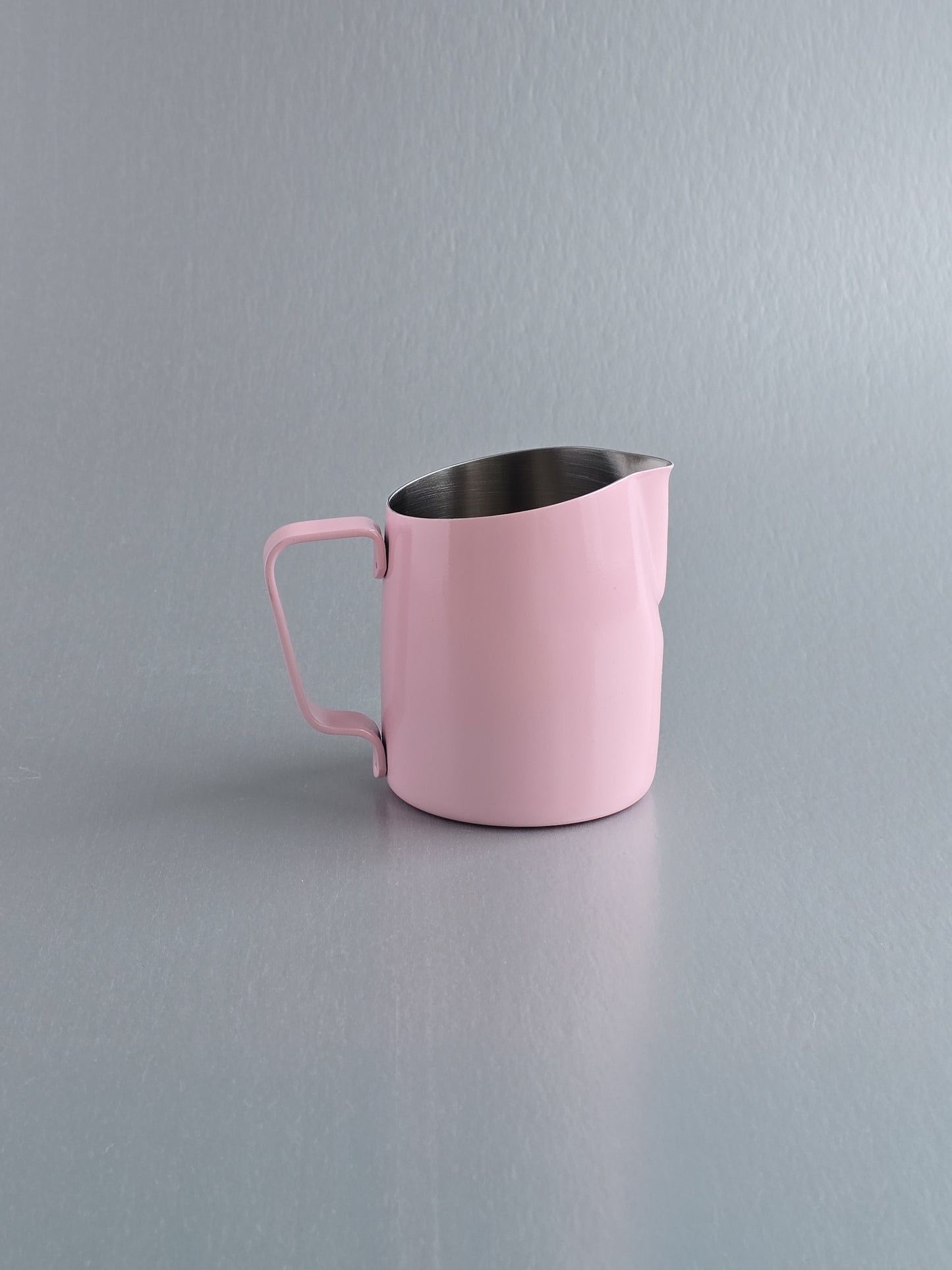 10oz Latte Art Pitcher with Wide Spout in Hope Pink