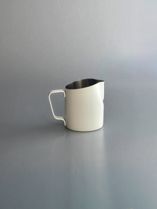 10oz WPM Pitcher with Round/Wide Spout - Matte White