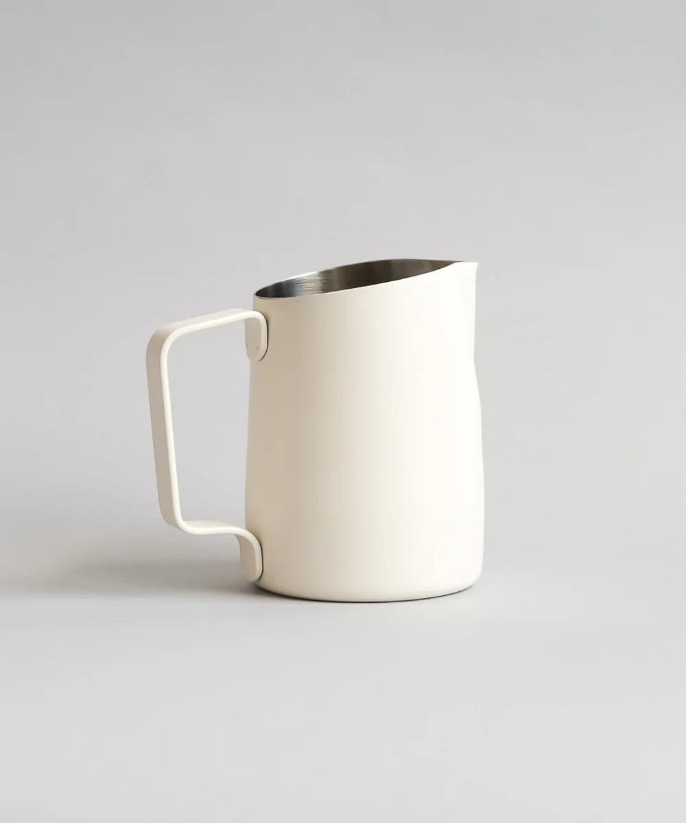 15oz Latte Art Pitcher with Round Spout in Matte White