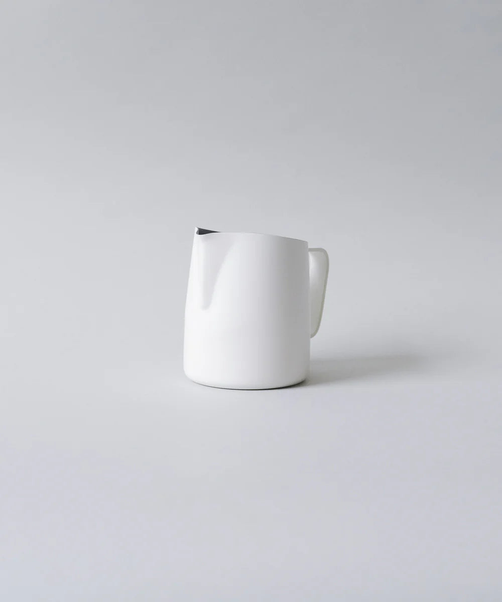 10oz Latte Art Pitcher with Round Spout "Small Blankenburg"