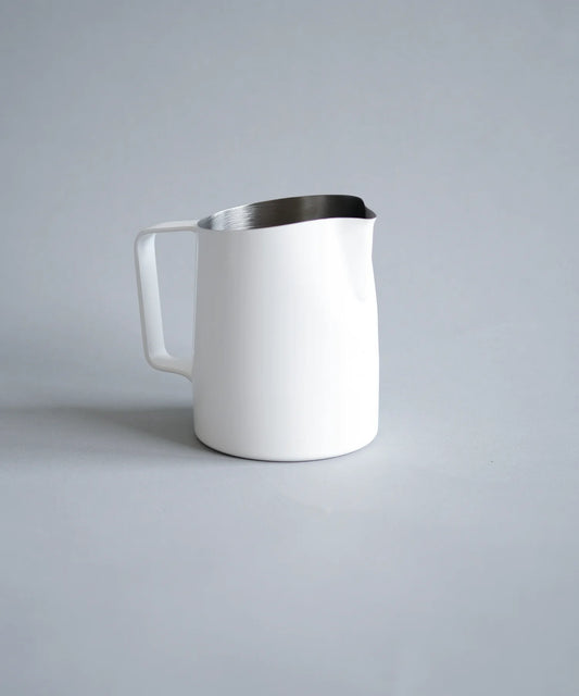 17oz Latte Art Pitcher with Round Spout in Matte White